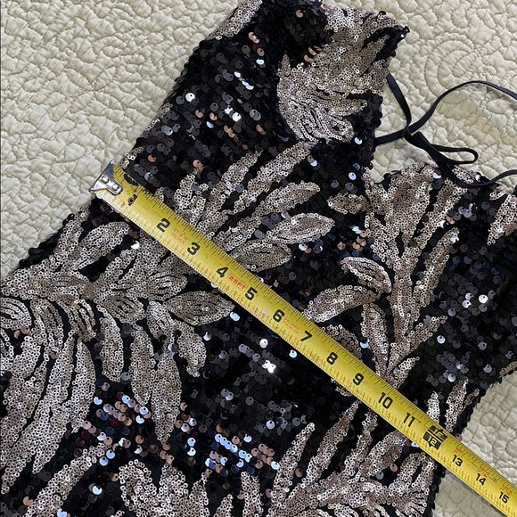 Leaf print sequin dress - Picture 10 of 11